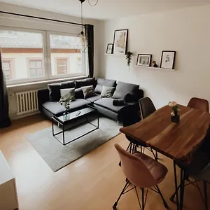 Attraktive 3-zimmerwohnung - Zentrum Würzburg&nähe Bahnhof Apartment